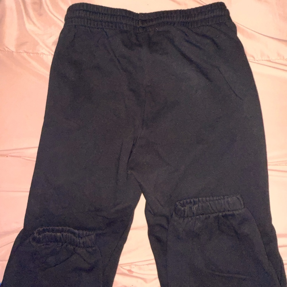 Gap sweats